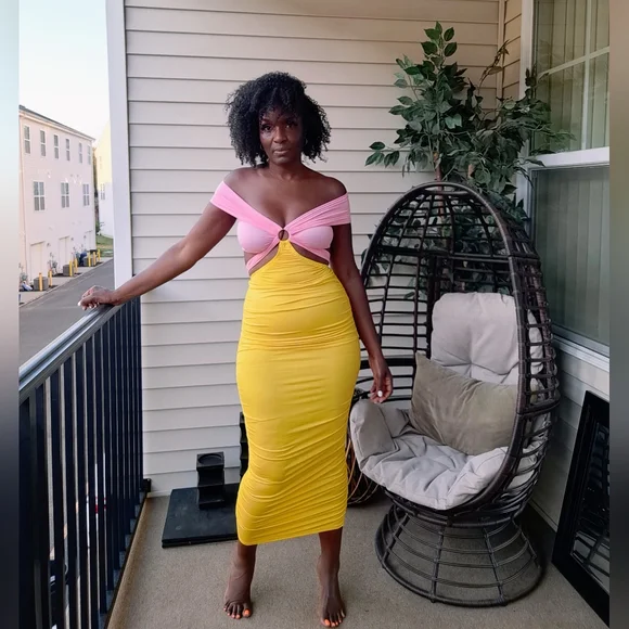 Two Toned How You Like It Dress